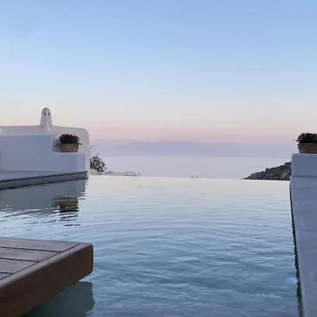 Villa Camelia 1 - Psarou View - Private Pool And Jacuzzi